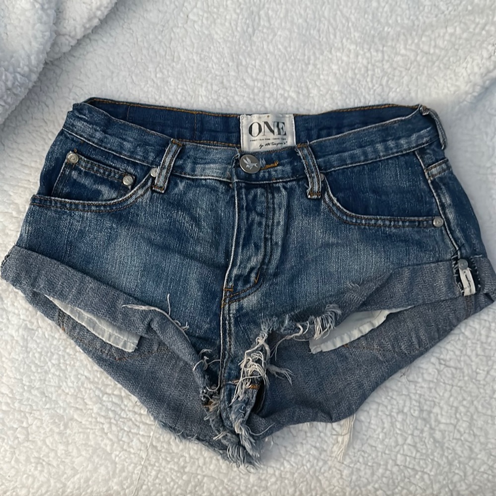 One teaspoon shorts